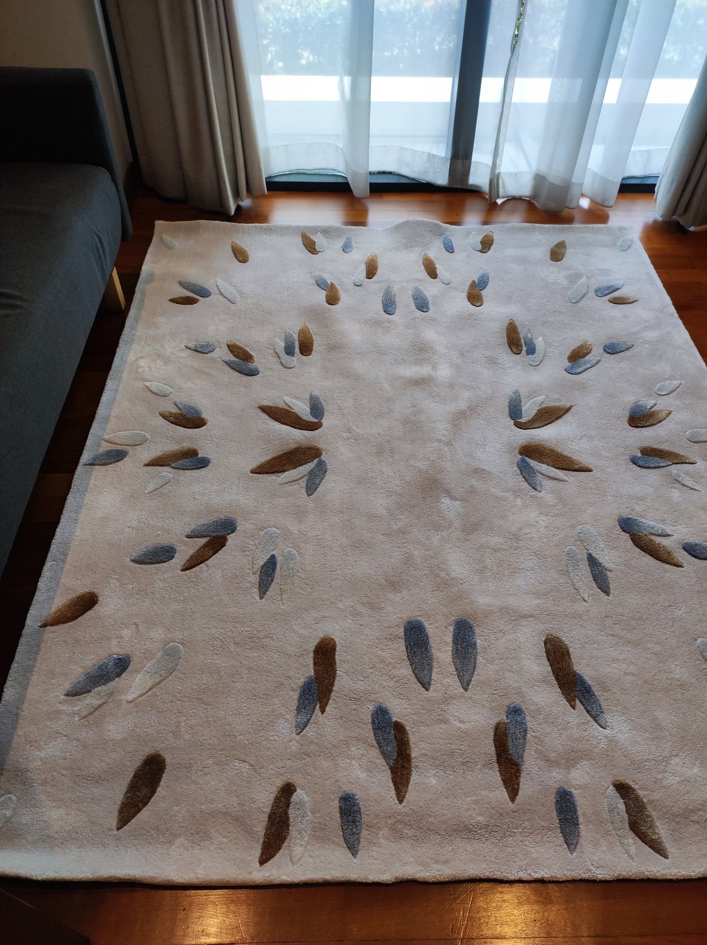 Petals Rug
