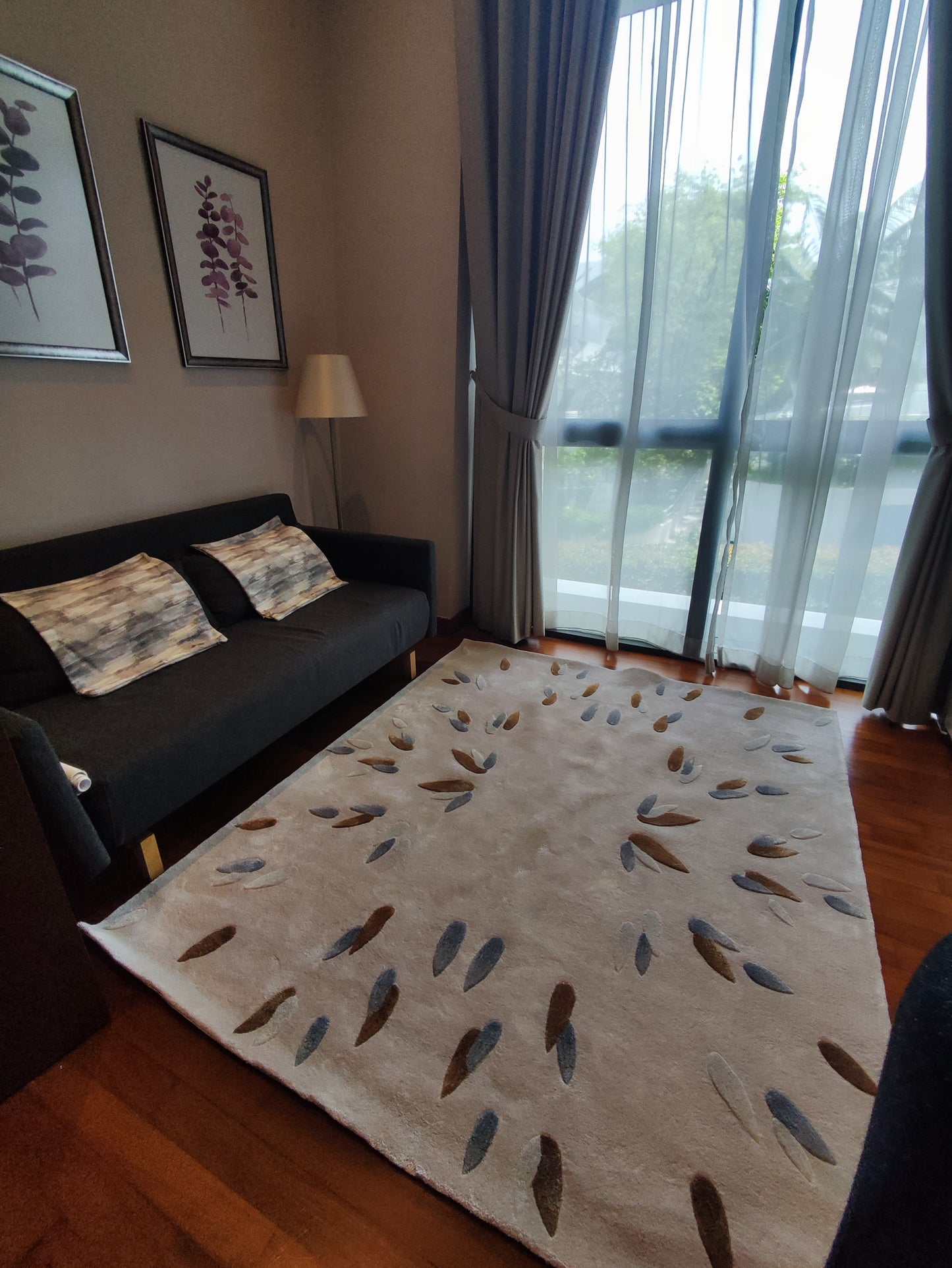 Petals Rug